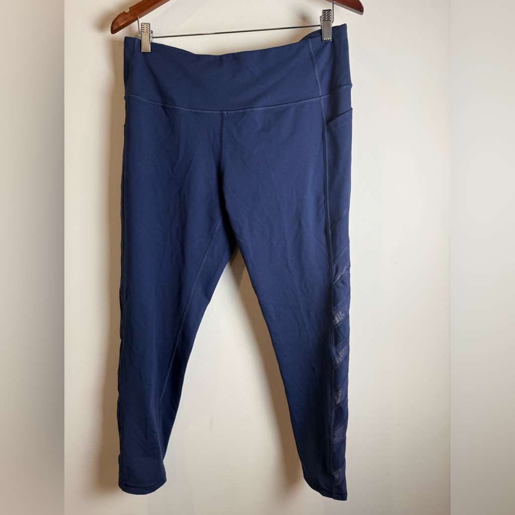 Victoria's Secret Sport Black Leggings Size Xl